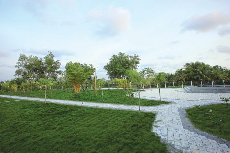 Grand Ayur Island Hotel Perumbalam Exterior foto